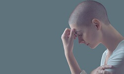 کدام داروهای شیمی درمانی منجر به ریزش موی بیماران سرطانی می‌شوند؟