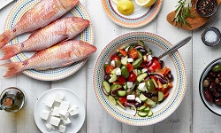 با خوردن چه غذاهایی از سرطان پیشگیری کنیم؟ با خوردن چه غذاهایی از سرطان پیشگیری کنیم؟